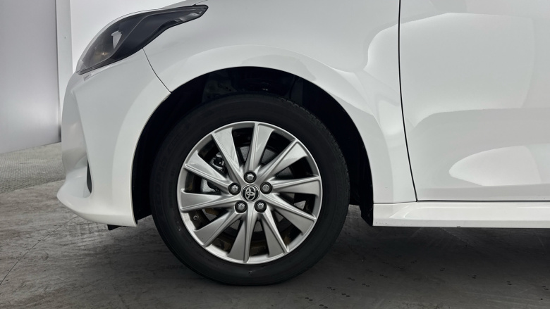 Toyota Yaris 1.5 Hybrid Icon 5dr CVT Hybrid Hatchback